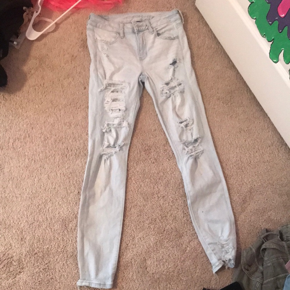 American eagle ripped jeans